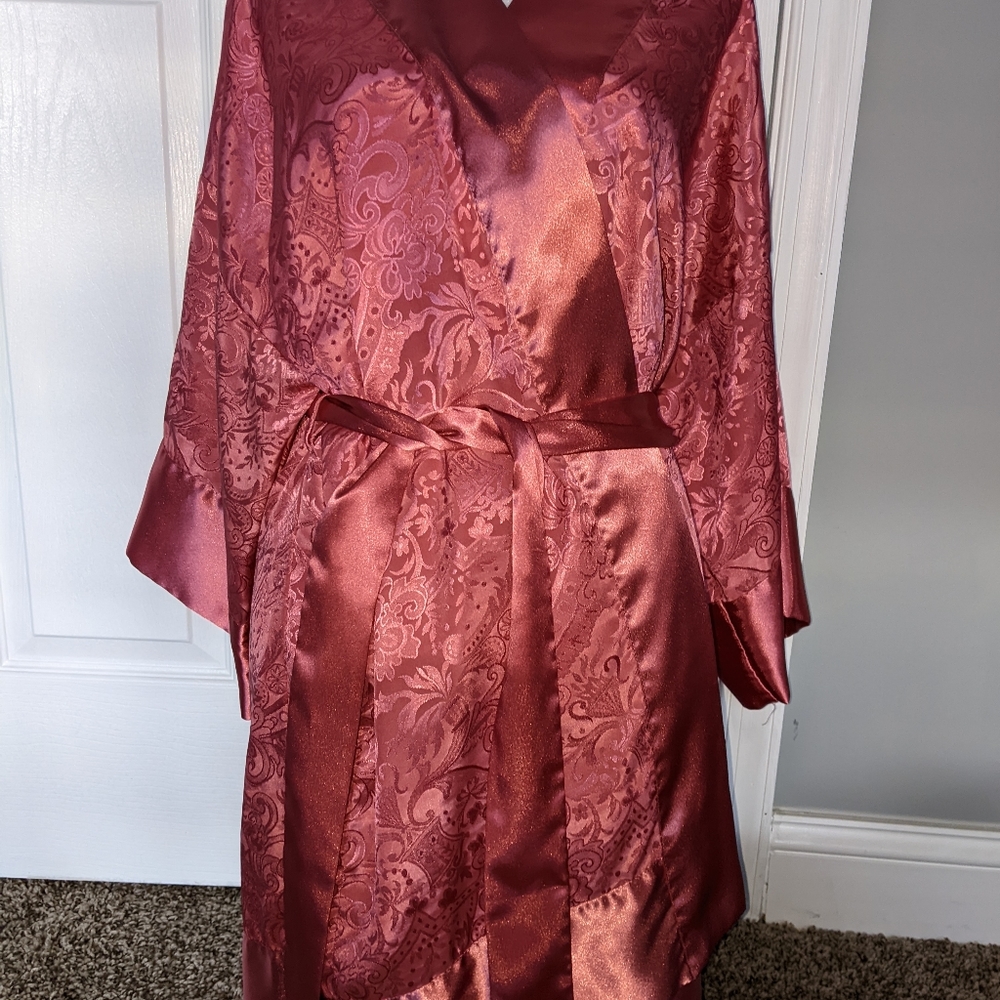 Vintage gold label Victoria's Secret satin robe OS